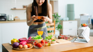Healthy Recipes for Families: 20 quick, crowd-pleasing meals